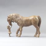 Mijn favoriete paard schattig kind en schattig dier eigentijds bronzen paardbeeldhouwwerk sophie verger art yi brusselse kunstgalerij
