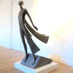 promise isabel miramontes garden sculpture contemporary scupture of woman Art Yi gallery Brussels art gallery