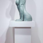 La façon dont je grandis Marc de Corte sculpture femme nageuse sculpture nageuse sculpture fille nageuse sculpture sculpture de jardin sculpture en bronze sculpture contemporaine Galerie Art Yi Galerie d'art de Bruxelles