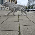 Puma luipaard sculptuur Jean Paul Kala hedendaagse dierensculptuur Art Yi galerij Brusselse kunstgalerij