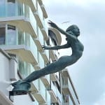 Higher expectations II Marc de Corte dancing woman sculpture dance sculpture girl sculpture garden sculpture bronze sculpture contemporary sculpture Art Yi gallery Brussels art gallery