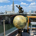 Coming home lieven d'haese fly sculpture flyer child dream of fly contemporary bronze sculpture monumental sculpture garden art garden sculpture garden design Art Yi art gallery in brussels