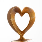 Amare Herzskulptur Jean Paul Kala zeitgenössische Skulptur Goldherzskulptur Aluminiumskulptur Innenarchitektur Heimkunst Art Yi Galerie Brüsseler Kunstgalerie