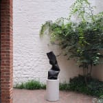 Stephan Marienfeld, Turn up, 2024, Edition of 7 plus 1 artist's proof, Signed & dated , bronze black patinated , 82.9 x 35.9 x 27 cm. © Buysse Gallery. All rights reserved.