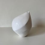 Ikuko Iwamoto, Sea urchin container - white, 2021