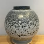 Tuëma Pattie, Vase with Roses, 2017
