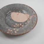 Wakao Toshisada 若尾利貞, Gray Shino Round Plate Half Moon 丸皿 半月, 2008