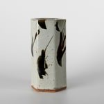 Hamada Shoji 濱田庄司, Hexagonal Vase with Persimmon Glaze and Red and Green Enamel 柿釉赤絵花生, 1960s