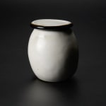 Yanagihara Mutsuo 柳原睦夫, Flower vase with cloud designs 雲ノ絵花瓶 , 1976