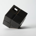 Kiyomizu Rokubei VIII 八代 清水六兵衛, Cube shaped incense burner with black glaze 黒釉刻線器