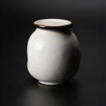 Yanagihara Mutsuo 柳原睦夫, Flower vase with cloud designs 雲ノ絵花瓶 , 1976
