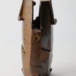 Kakurezaki Ryuichi 隠崎隆一, Bizen flower vessel
