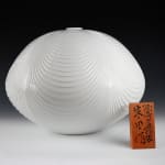 Shumei Fujii 藤井朱明, White Porcelain Jar with Carved Design 白磁潮彫壷