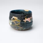 KOMAGO Tetsutarou 小孫哲太郎, No.7 Polychrome Guinomi with Carved Bird Designs 線彫色絵鳥紋ぐい呑, 2023