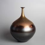 Miyamura Hideaki 宮村 秀明, Vase with Gold and Black Glaze