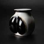 Yanagihara Mutsuo 柳原睦夫, Flower vase with cloud designs 雲ノ絵花瓶 , 1976