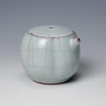 SUWA Sozan Ⅲ 三代 諏訪 蘇山, Incense Container with Mouse青瓷干支子 香盒