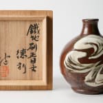 Matsuzaki Ken 松崎 健, Iron glazed sake bottle with white slip