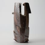 Kakurezaki Ryuichi 隠崎隆一, Bizen flower vessel