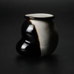 Yanagihara Mutsuo 柳原睦夫, Flower vase with cloud designs 雲ノ絵花瓶 , 1976