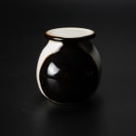 Yanagihara Mutsuo 柳原睦夫, Flower vase with cloud designs 雲ノ絵花瓶 , 1976