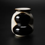 Yanagihara Mutsuo 柳原睦夫, Flower vase with cloud designs 雲ノ絵花瓶 , 1976