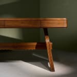 Circular Art Deco Serving Trolley in Walnut, Europe, 1930s
