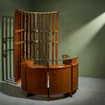 Circular Art Deco Serving Trolley in Walnut, Europe, 1930s