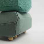 劉正堃 Abei LIU, 紫色呢喃石悄悄守護著 Whisperocks: Purple , 2025