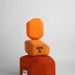 劉正堃 Abei LIU, 紫色呢喃石悄悄守護著 Whisperocks: Purple , 2025