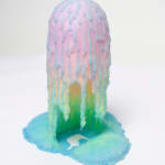Dan Lam slime sculpture with gradient color of pink and blue