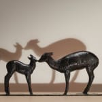 Rembrandt Bugatti, Biche et Faon Axis, 1909, sculpture en bronze