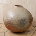 Yui Tsujimura, Natural Ash Glaze Wide-Lipped Jar 自然釉広口壷, 2020