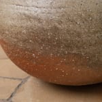 Yui Tsujimura, Natural Ash Glaze Wide-Lipped Jar 自然釉広口壷, 2020