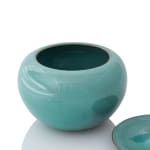 Shinobu Kawase, 瓊瓷茶碗 White Tea Bowl