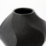 Lee Song-Am, Black Jar, 2023
