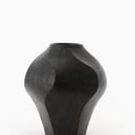 Lee Song-Am, Black Jar, 2023