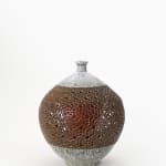 Lee Chang-soo, Openwork Jar with Peonies, 2018