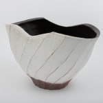 Hosai Matsubayashi XVI, Kohiki and Black glaze Vase / 花器　粉引黒釉, 2020