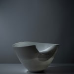 Niisato Akio, Porcelain Sphere, 2019
