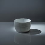 Niisato Akio, Porcelain Sphere, 2019