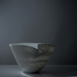 Niisato Akio, Porcelain Sphere, 2019