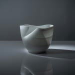 Niisato Akio, Porcelain Sphere, 2019