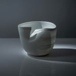 Niisato Akio, Porcelain Sphere, 2019