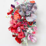 Stefan Gross, T - 'Flower Bonanza' red, lilac on mint