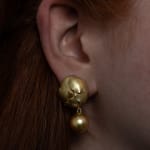 Kayo Saito, Gold pearl drop earrings