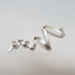 sculptural brooch – calligraphy large - in recycled sterling silver - sculptural jewellery by artist Ute Decker