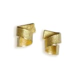 sculptural earrings – small curl - in 18 kt Fairtrade Gold - sculptural jewellery by artist Ute Decker