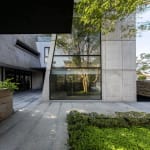 Playground of Possibilities / Singapore, BLACK / Singapore