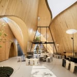 Playground of Possibilities / Singapore, BLACK / Singapore